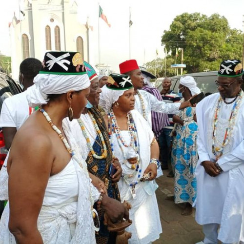 Tél : +33 7 80 93 50 17 VOYANCE HONNÊTE SÉRIEUSE,MARABOUT MAITRE ADOMAHOU D'AFRIQUE