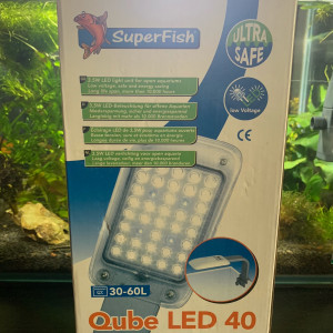 AQUA MEDIC Qube 40 lampe LEDs puissante 40W pour aquarium d'eau de mer -  Lampes et Spots/Lampes pour Nano-Aquariums -  - Aquariophilie