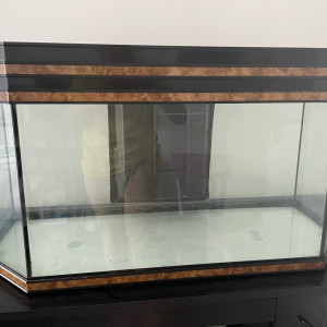 Vends aquarium avec son meuble