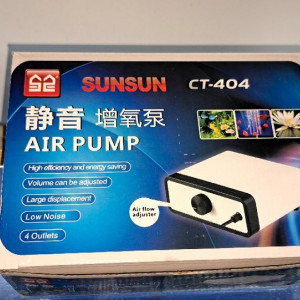 SUNSUN - Pompe à air 4 sorties NEUVE + tuyau + 4 diffuseurs